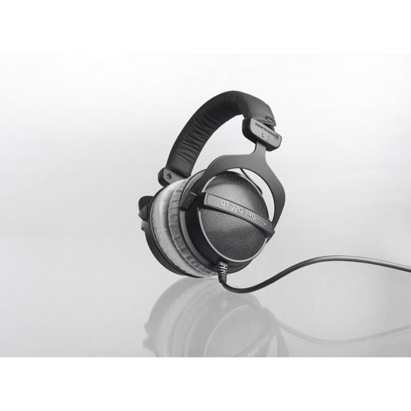 BeyerDynamic DT 770 PRO 250 Ohms Studio Closed Headphones