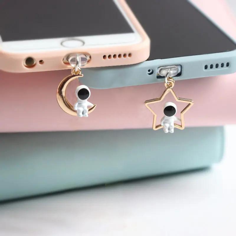 Astronaut Star & Moon Data Cable Earphone Dust Plug for Summer, Cellphone Pendant, Charger Port Dust Plug, Decorative Smartphone Charging Port Plug for iPhone, Phone Accessories for Phone Decor