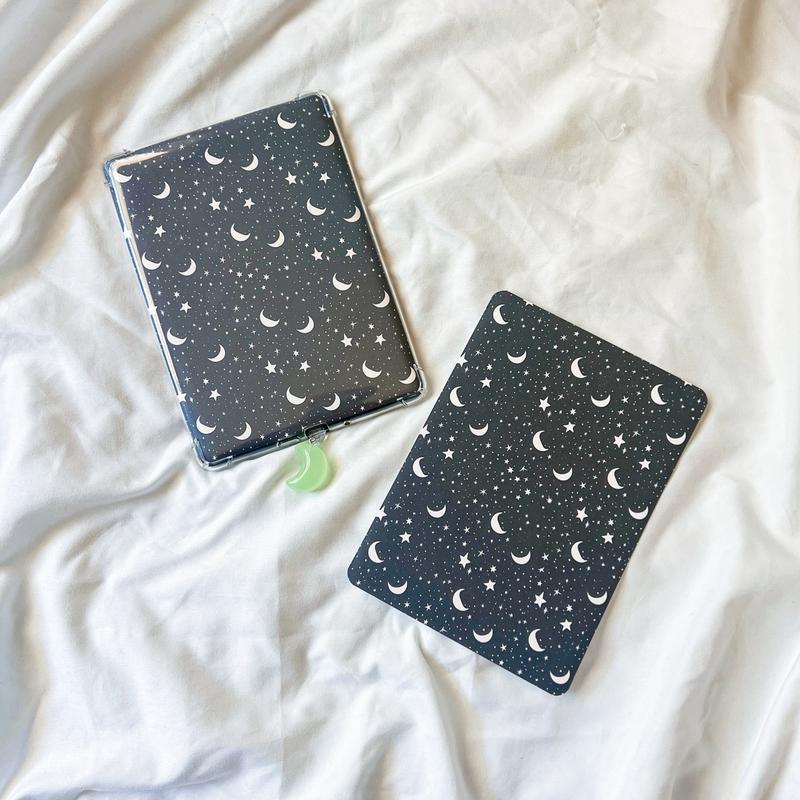 Kindle Inserts Galaxy Patterns