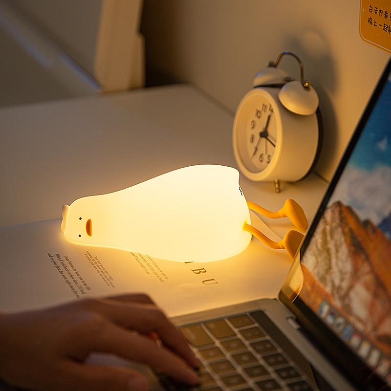 USB Rechargeable Duck Silicone Night Light, Lying Duck Night Lamp Silicone Patting Light Room Bedside Lamp Home Decor Lamp For Child Gift Led Animal